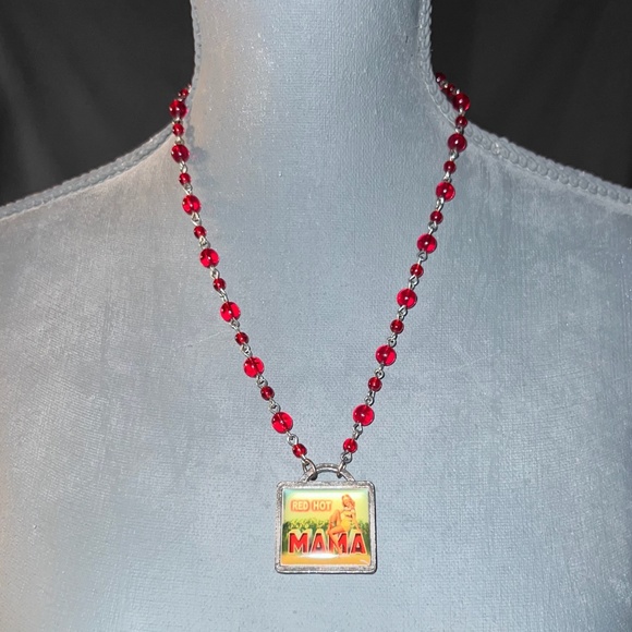 Hot Mama Necklace - Picture 1 of 5